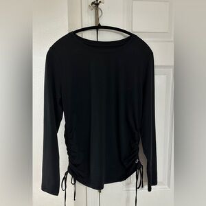 Gap Fit Tech jersey in black, size large.